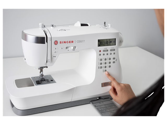 SINGER Computernähmaschine »Elite CE677«