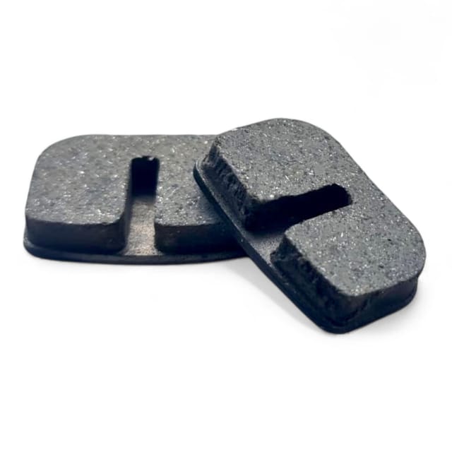 ENEWAY Bremsbeläge (Satz pro Rad) für Revoluzzer 3.0 & Coco Wave-S