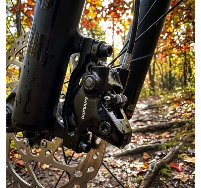 Shimano MT410 Bremssattel für Scheibenbremse Fahrrad hydraulische Fahrradbremse mit 2 Bremskolben Hydraulikbremsen vorne oder hinten