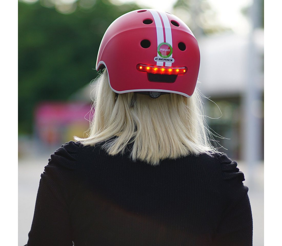 Melon Fahrradhelm E-Series GT mit Vorder- und Rücklicht, super leicht, Magnetverschluss, größenverstellbar, mehr als 50 Designs