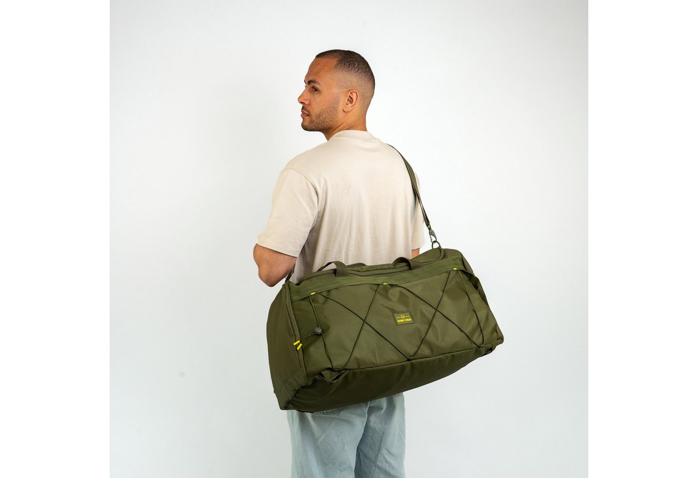Johnny Urban Weekender Shawn Large 2-in-1 Sporttasche und Rucksack für (1-tlg), Reisetasche mit Rucksackfunktion, Separates Schuhfach, Wasserabweisend