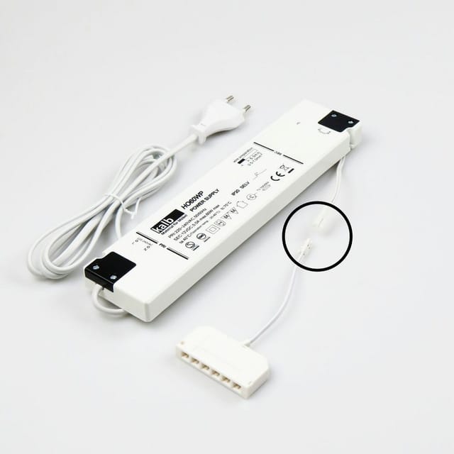LED Netzteil 12V 60W Trafo Treiber Adapter LED Mini-Stecker