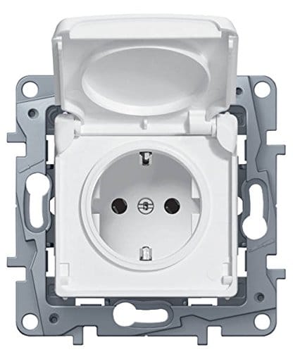 Legrand SCHUKO-STD IP44 SL O.SPRK UW (664747 NILOE)