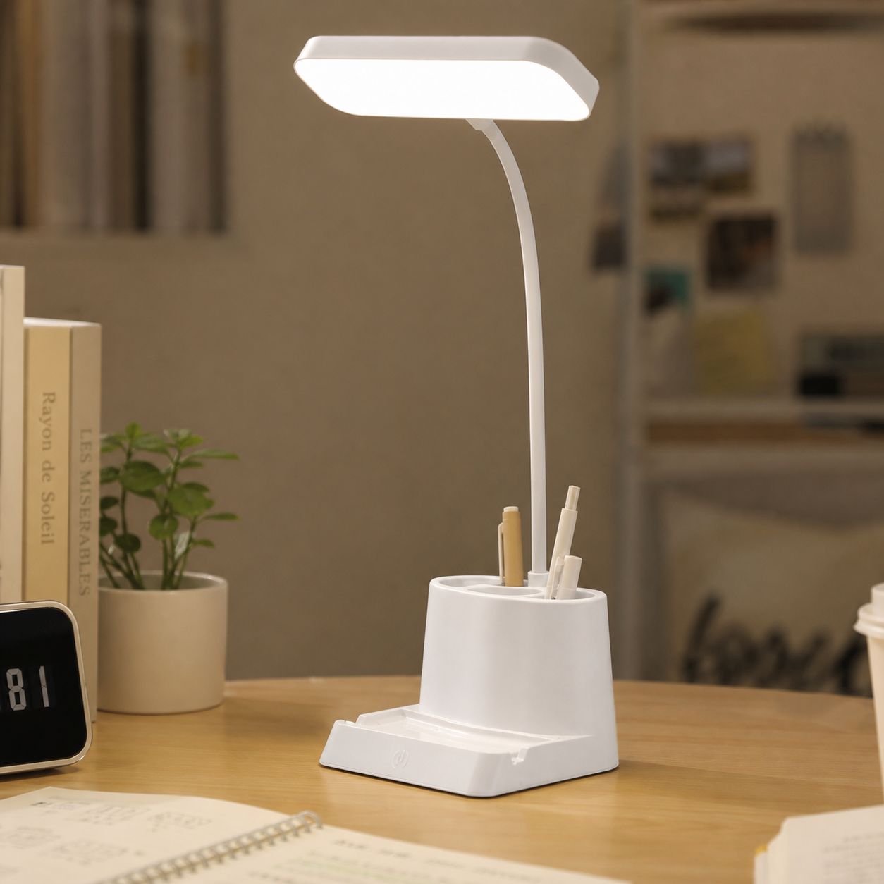 Led-leselampe Mit 3 Stifthaltern, Einstellbarem Blendfreiem Licht, Flexibel, Usb-aufladbar, Handyhalterung, Schreibtischlampe
