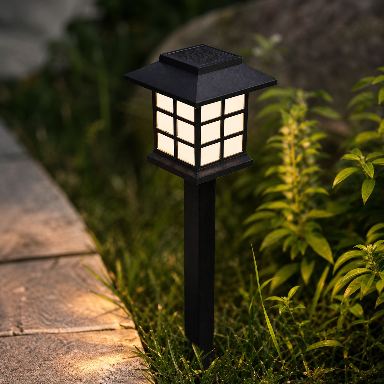 Wasserdichte Ip44-solar-gartenleuchte Für Den Außenbereich, Automatische Led-beleuchtung Mit Warmweißem, Warmweißem Und Rgb-licht, Robustes Abs-gehäuse Für Rasen Und Terrasse