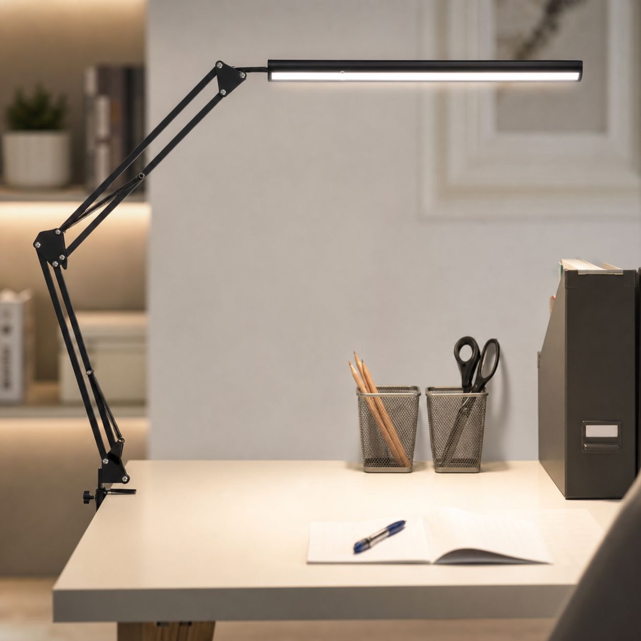 1,1 M Ausziehbare, Gelenkige Schreibtischlampe, 990 Lm Helle Led, Dimmbar Und Mit Farbtemperaturregelung, Stabile Klemme