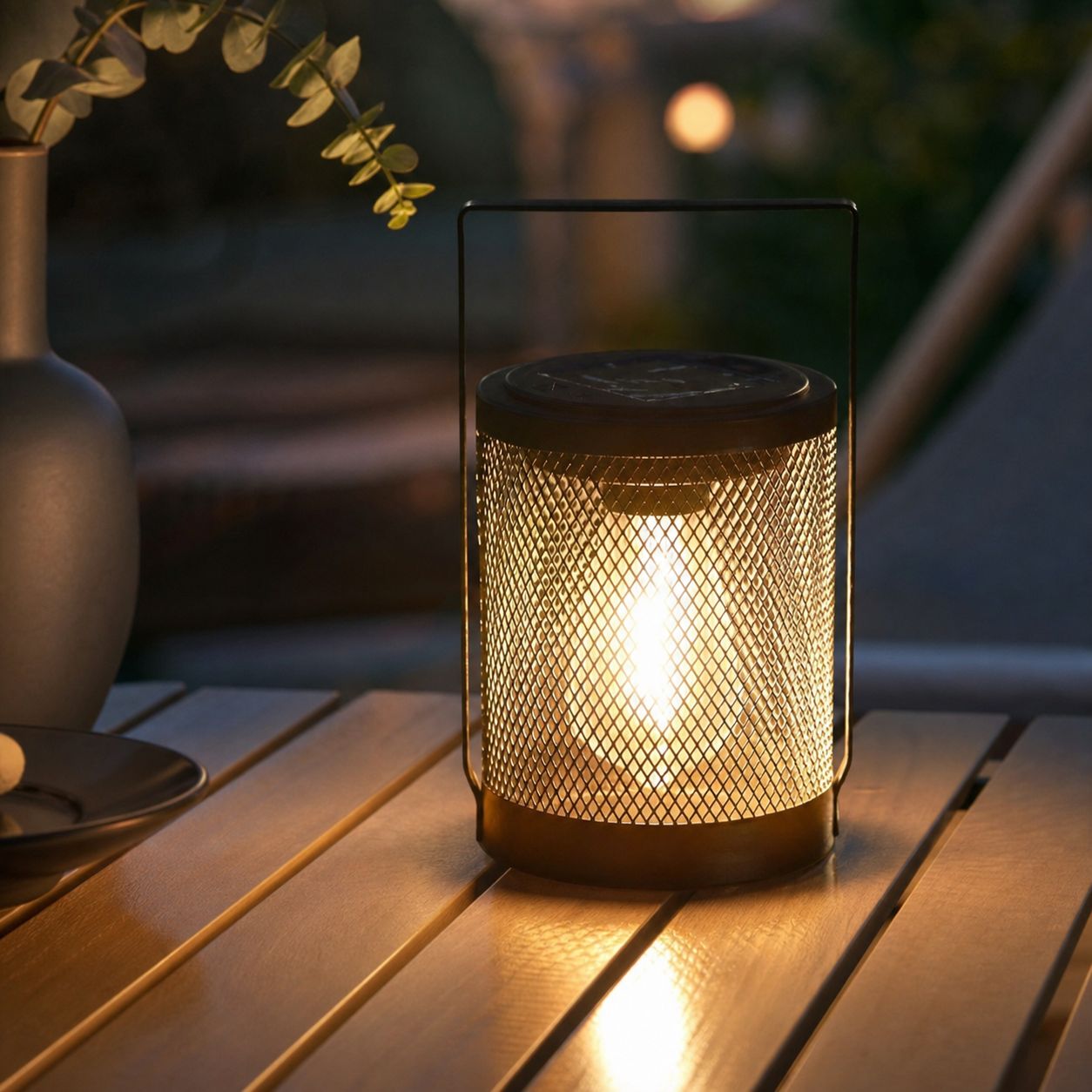 Solarlampe Mit Metallgitter, Led-beleuchtung Mit Retro-flammeneffekt, Stabilem Griff Für Garten, Camping, 12 X 12 X 19 Cm