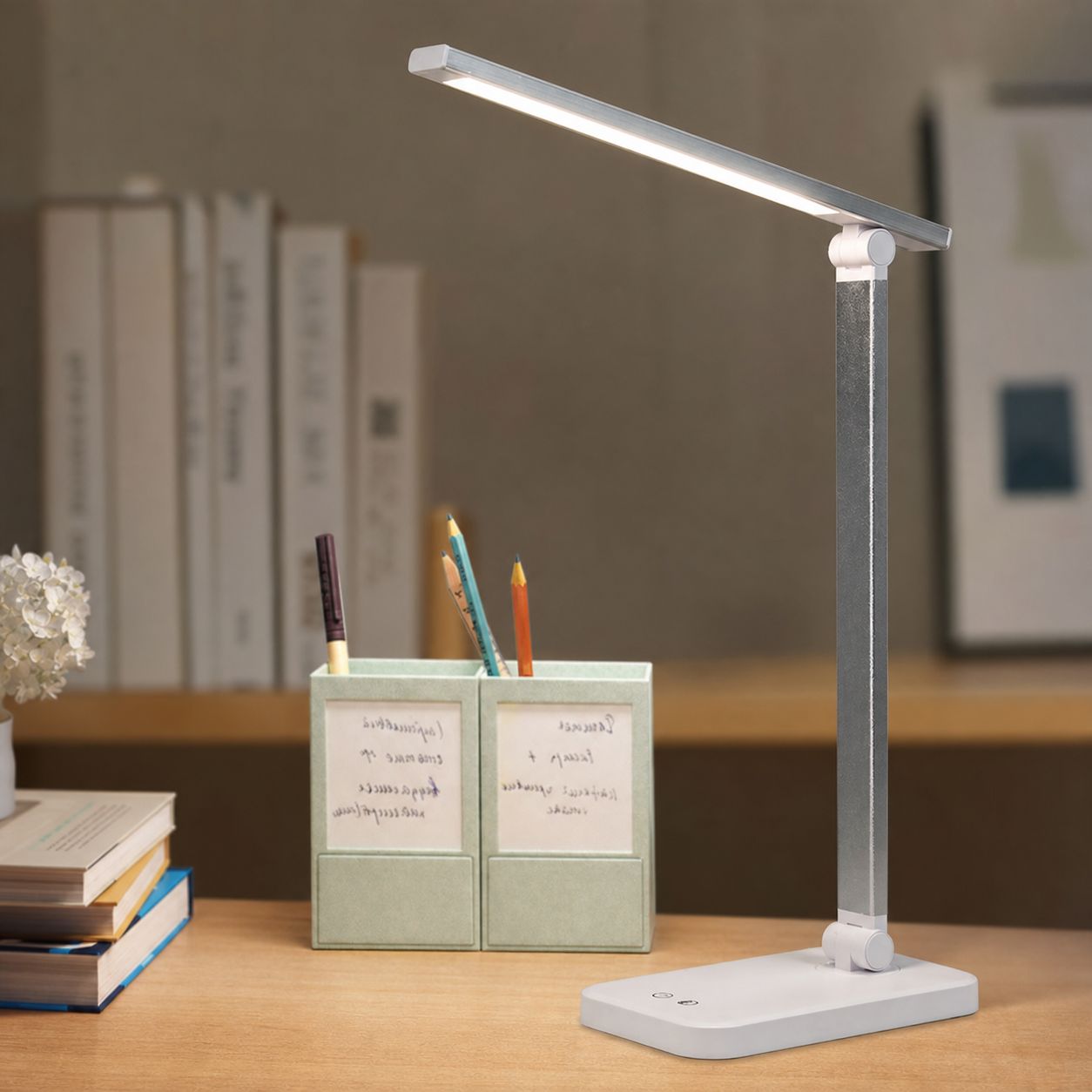 Faltbare Led-schreibtischlampe, Gehäuse Aus Gebürstetem Aluminium, 3-stufige Touch-helligkeitsregelung, 270°-drehung, 5v Usb, 6w, Ideal Zum Lernen Und Lesen