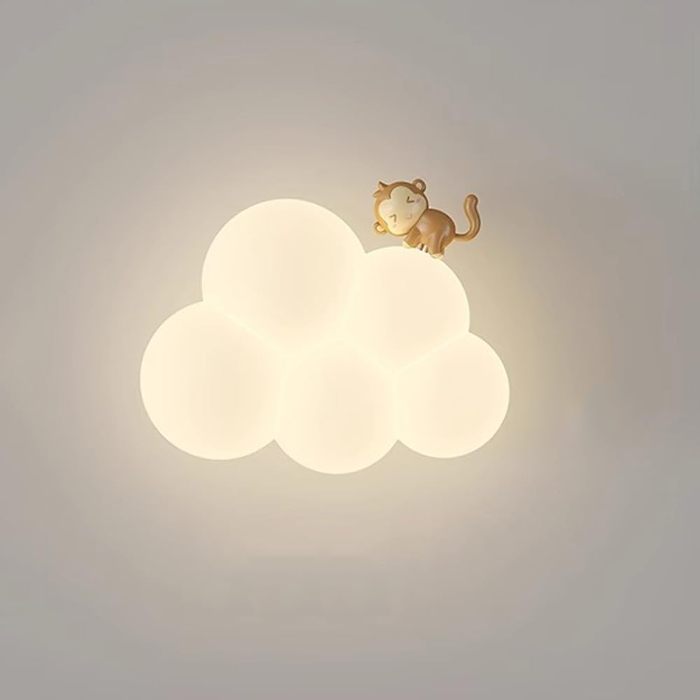 Wandapplikation In Form Einer Nacht Für Das Kinderzimmer, Animierte Tiermotive, Weißes Latex-material, Led-wandapplikation Mit Variabler Intensität.