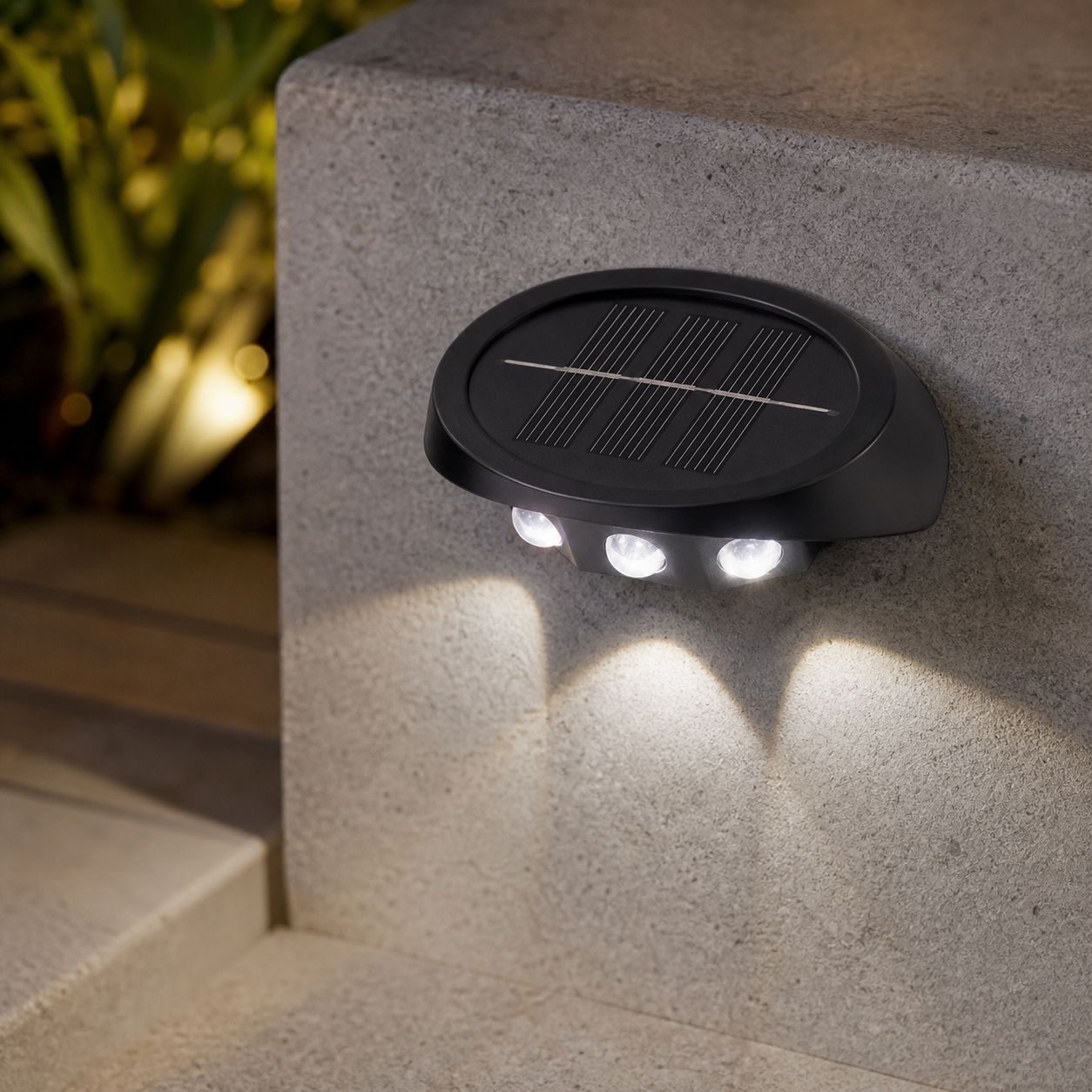 Set Mit 2 Weißen Led-solar-wandleuchten Für Den Außenbereich, Automatische Ein-/ausschaltfunktion, Ideal Für Garten, Terrasse, Wände Und Treppen