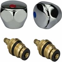 Set Mit 2 Verchromten, Roten Und Blauen Metall-armaturenringen (1/2 Zoll) Für Warm- Und Kaltwasser Zur Bad- Und Küchenrenovierung