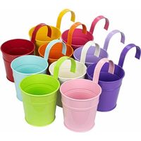 Bunter Hängeblumentopf Aus Metall Für Balkon Und Garten, Dekorativer Pflanzenhalter, Stabiler Blumenkübel