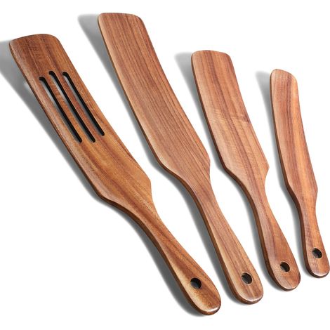 Es Besteht Aus Einem Ensemble Von 4 Küchenutensilien Aus Naturholz, Bestehend Aus Küchenutensilien Und Holz Zum Kochen Und Anderen Küchenutensilien.