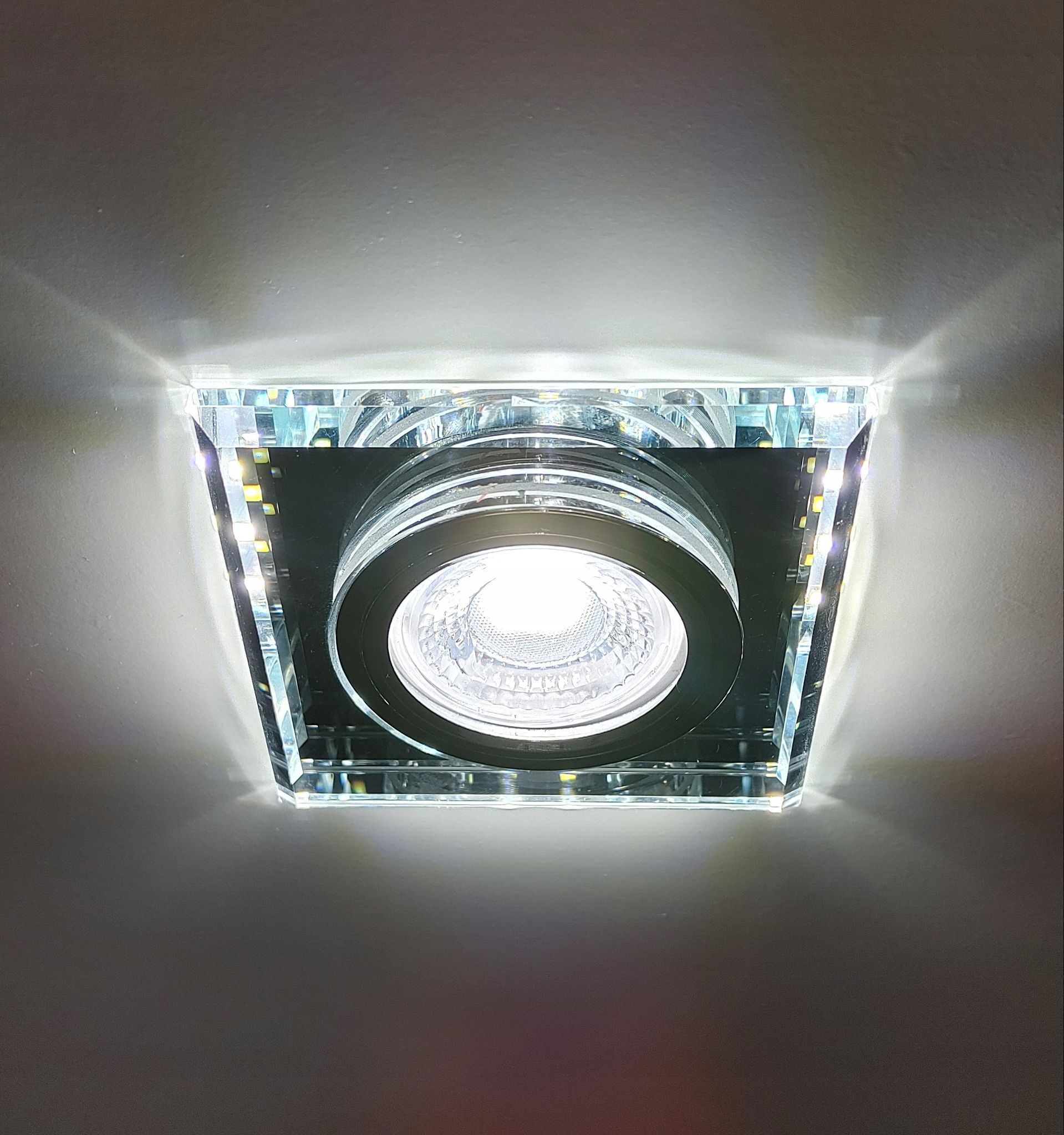 Deckenleuchte, Glas + Led-streifen 3w-4000k, Gu10