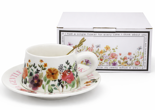 Jumbo-tasse (300 Ml) Mit Untertasse, Blumen Und Goldenem Löffel Als Geschenkset