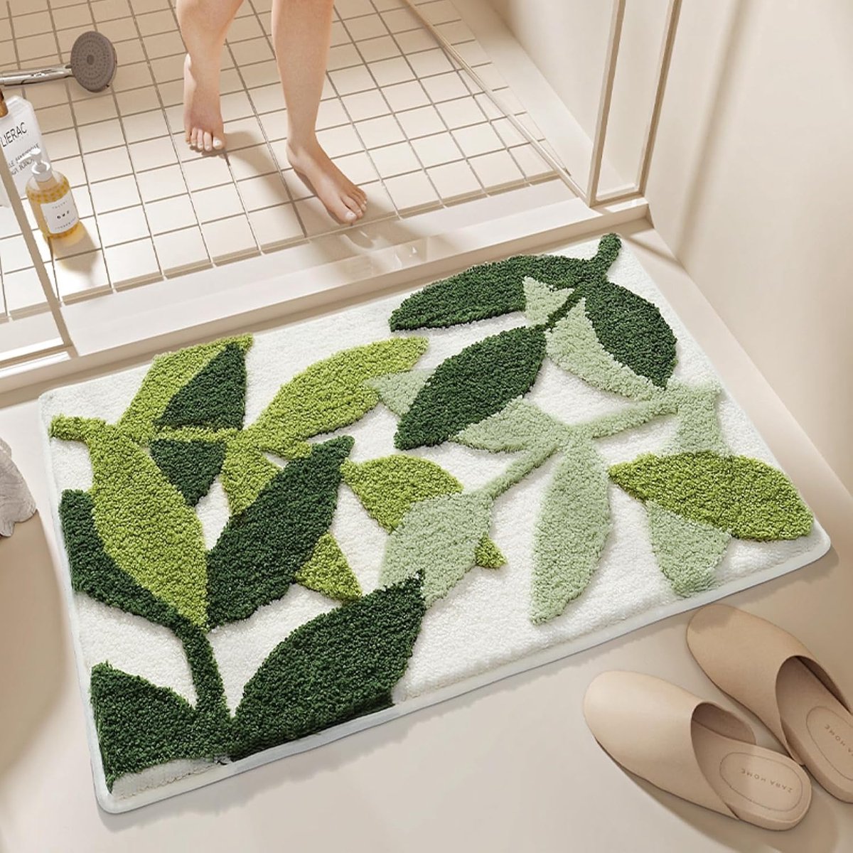 Rutschfeste Badematte – 50 X 80 Cm – Strapazierfähige Und Saugfähige Badematte – Maschinenwaschbar – Weiche Und Bequeme Fußmatte – Grünes Blattmuster