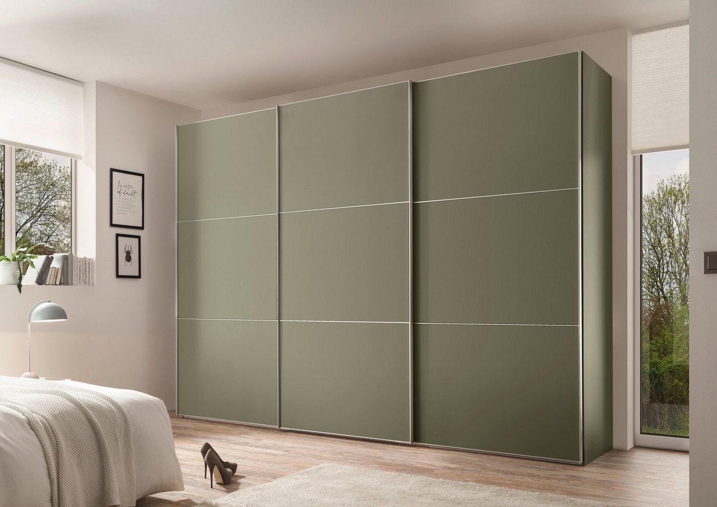 STAUD Schwebetürenschrank Includo,"Premium Variante in Weiß in 249cm Breite" (3 Breiten (ca. 250, 280 oder 300cm), Höhe 222cm) Bild 3