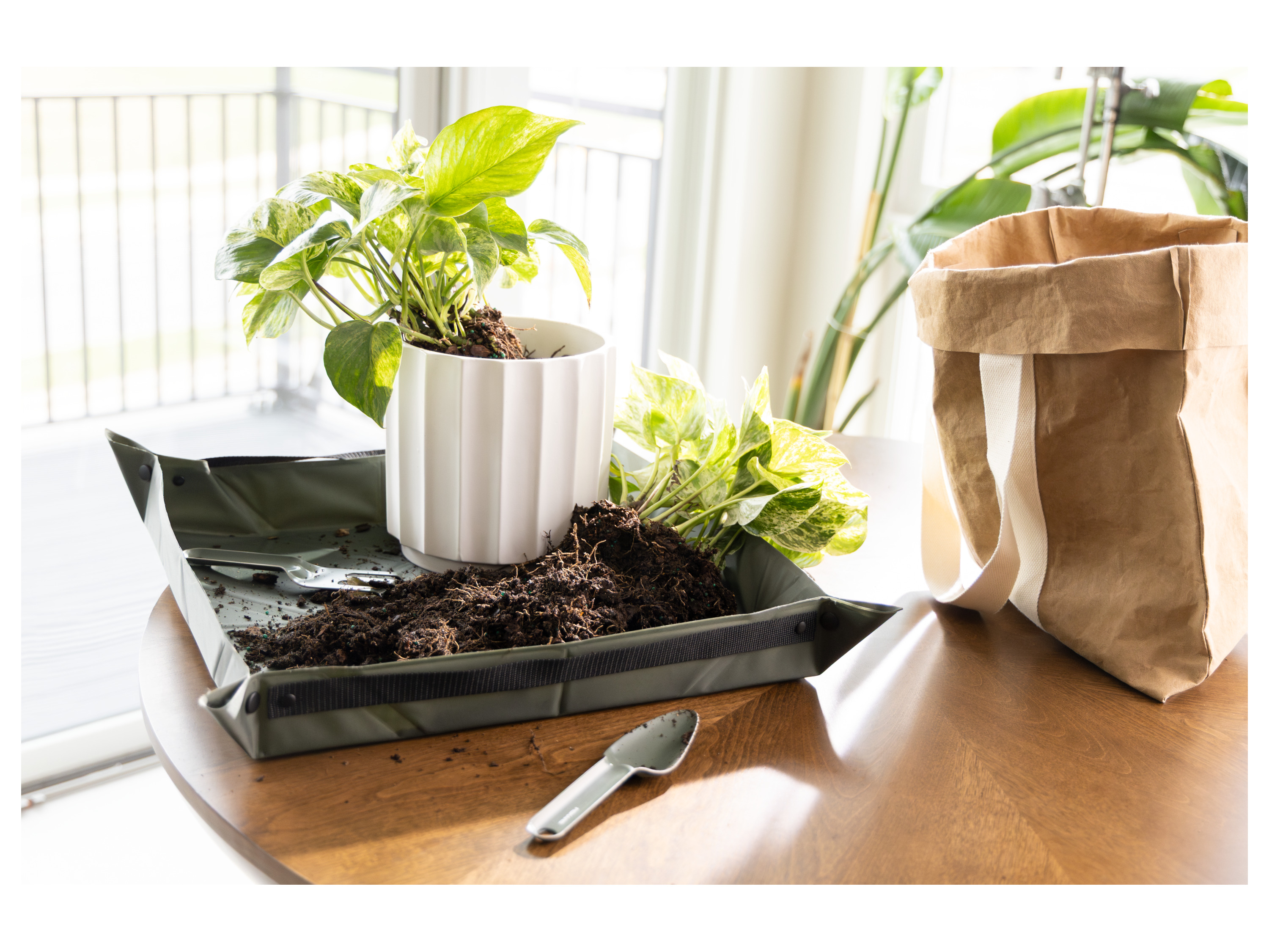 FISKARS Plant Care Faltbare Pflanzmatte