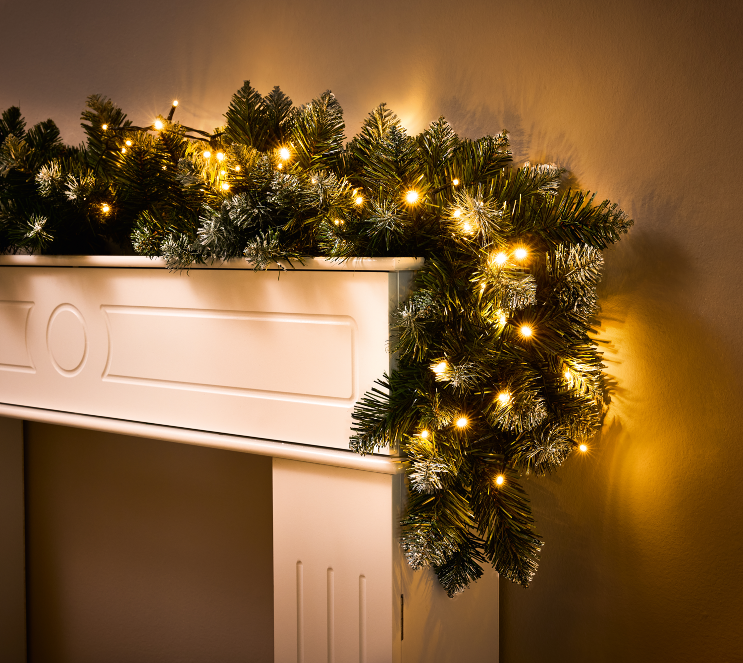 LIVARNO® LED-Tannengirlande LED-Zederngirlande (Tannengirlande beschneit)