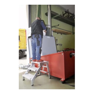 Euroline 336 Arbeitstritt 4 Stufen