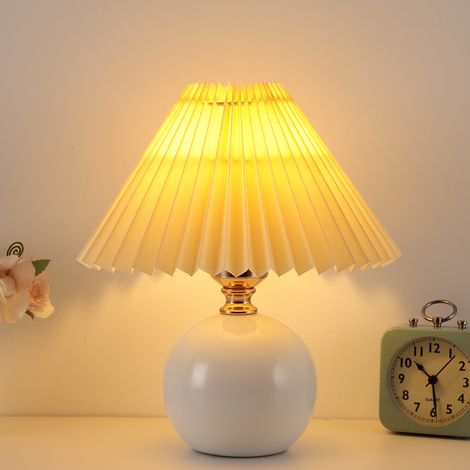 Nordische Nachttischlampe, Kleine E27-tischleuchte Mit Warmem Licht, Stoffschirm Mit Falten Und Keramikfuß, Weiße Keramik + Khakifarbener Schirm