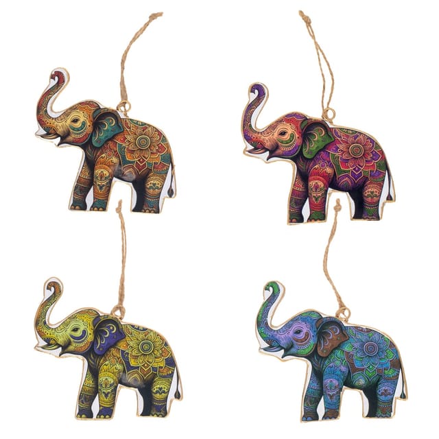 Mehrfarbiger Elefanten-Anhänger in 4 Varianten. Romantisches Design für die Wanddekoration, ideales Geschenk für Tierliebhaber