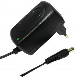 Festes Netzgerät 5vdc 3amp 15w Stecker 5,5x2,1mm Dcu
