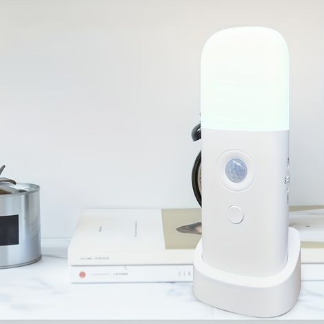 Ein Beweglicher Led-bewegungsmelder, Wiederaufladbar Über Usb Und Regulierbare Leuchtkraft.