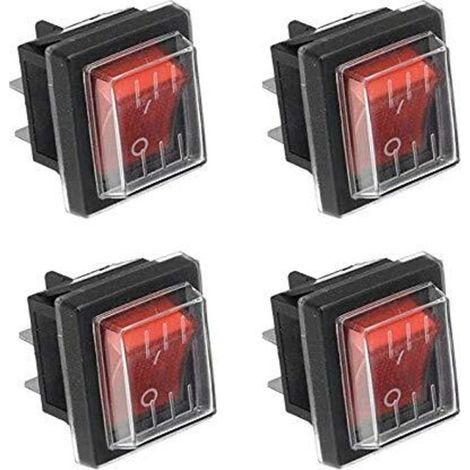 Die Klappschalter Für Vier Rote Augen Mit Austretenden Abdeckungen Werden Häufig In Verschiedenen Arten Elektrischer Geräte Verwendet.