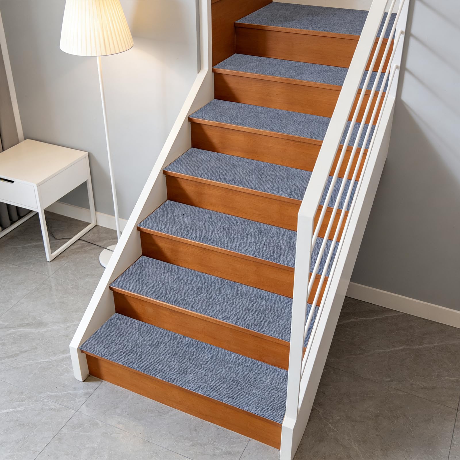 5 Treppenstufen 20x60 Cm, Schalldämmend, Verstärkter Halt, Selbstklebende Befestigung, Wiederverwendbar, Durch Zuschneiden Anpassbar.