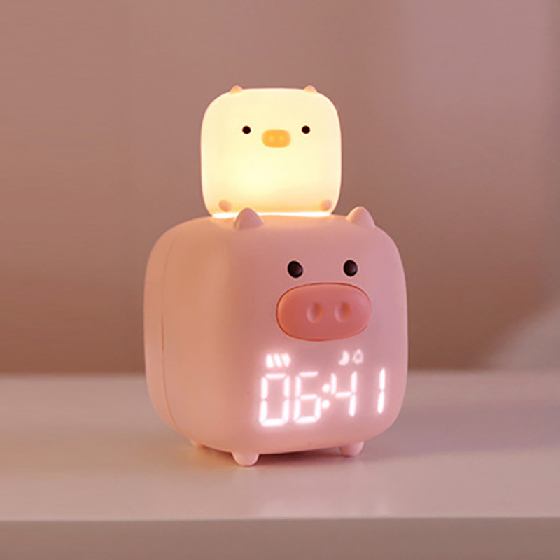 Niedlicher Digitaler Wecker In Form Eines Cartoon-schweins Von Lyniceshop Für Kinder Mit Nachtlicht, Großem Led-bildschirm Und Steckdosenanschluss – Ideal Für Tiefschläfer.