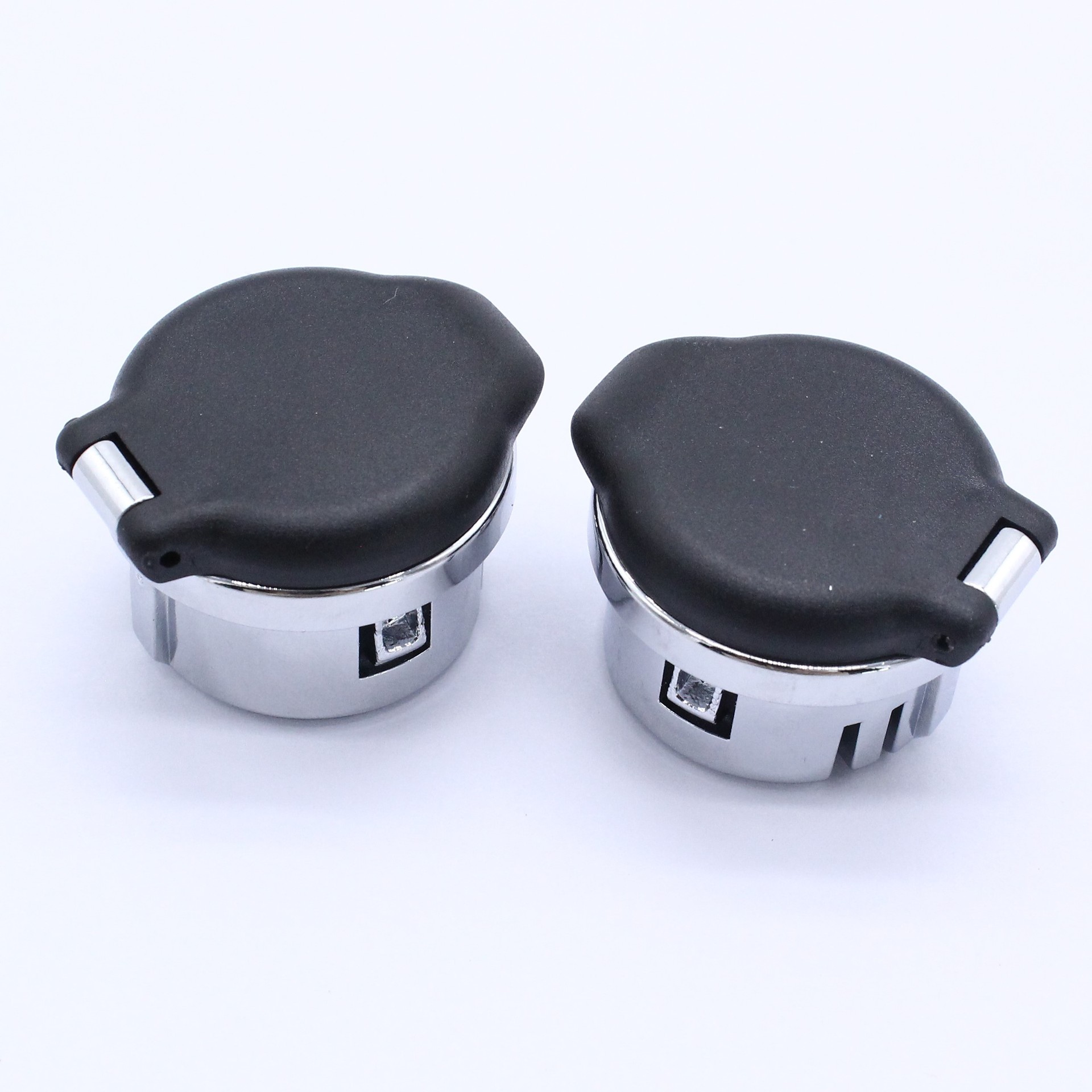 2er-pack Kompatible Chevrolet 12v Steckdosenabdeckung/zigarettenanzünder-staubschutzhülle 20983936