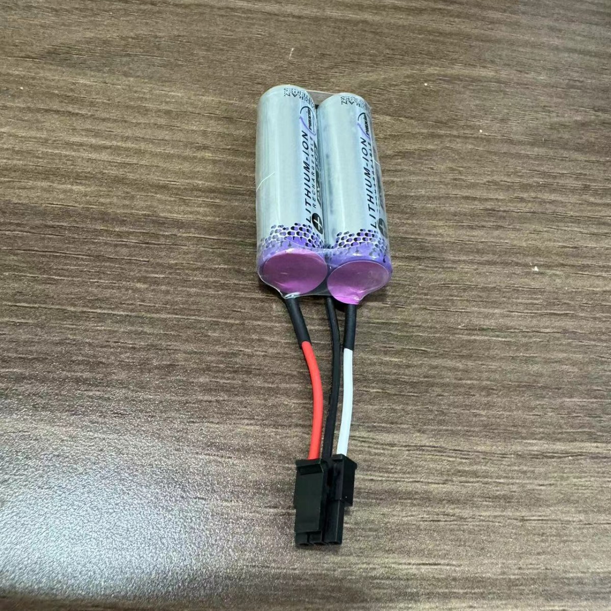 Lr046049 Ist Geeignet Für Die Minuskabel Der Batterie Und Die Telematikbatterien Von Land Rover Modellen Der Baujahre 2015-2017.