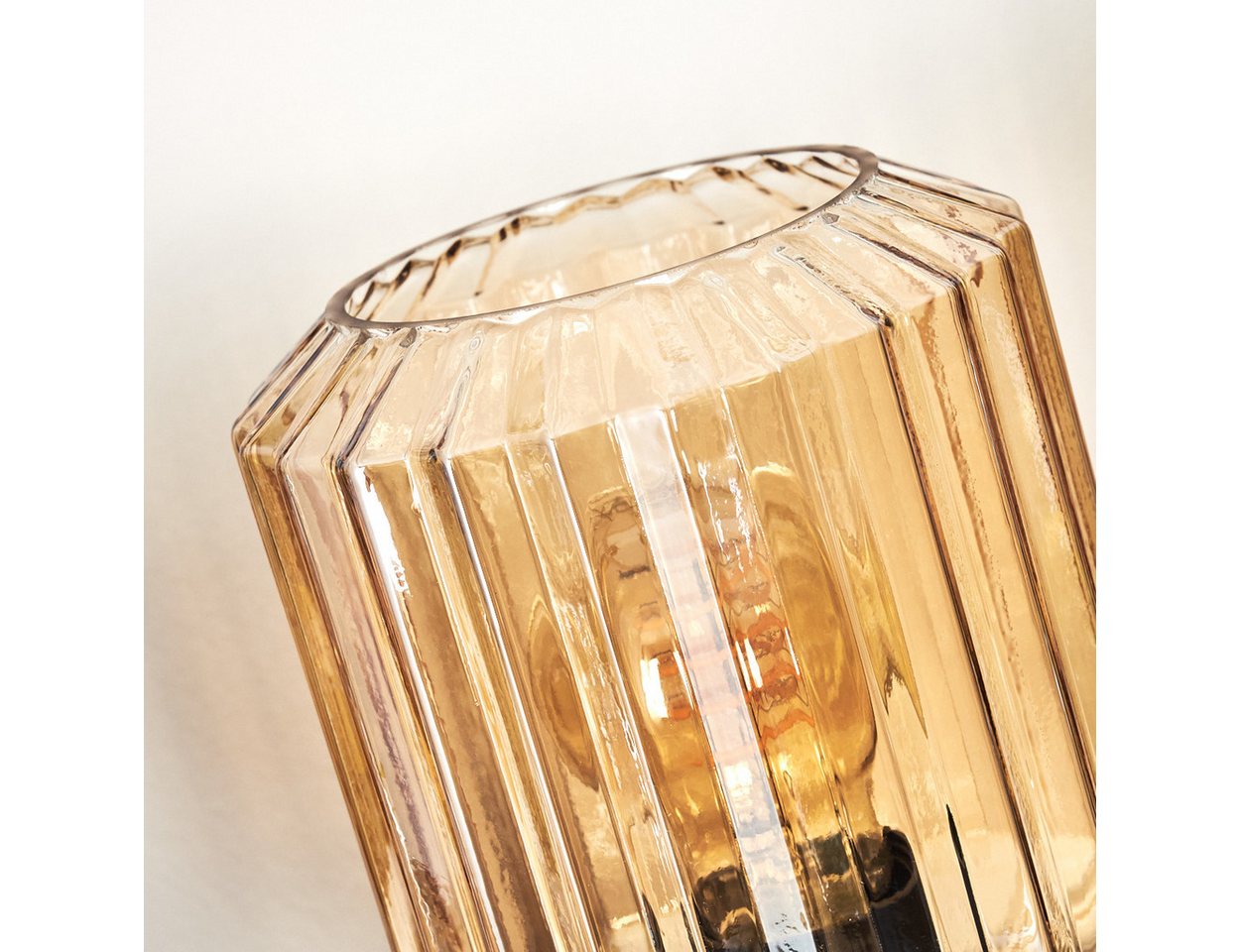 hofstein Tischleuchte Tischlampe aus Metall/Glas in Schwarz/Bernsteinfarben, ohne Leuchtmittel, mit Glasschirm (13 cm) u. An/-Auschalter, 1 x E27, ohne Leuchtmittel Bild 3
