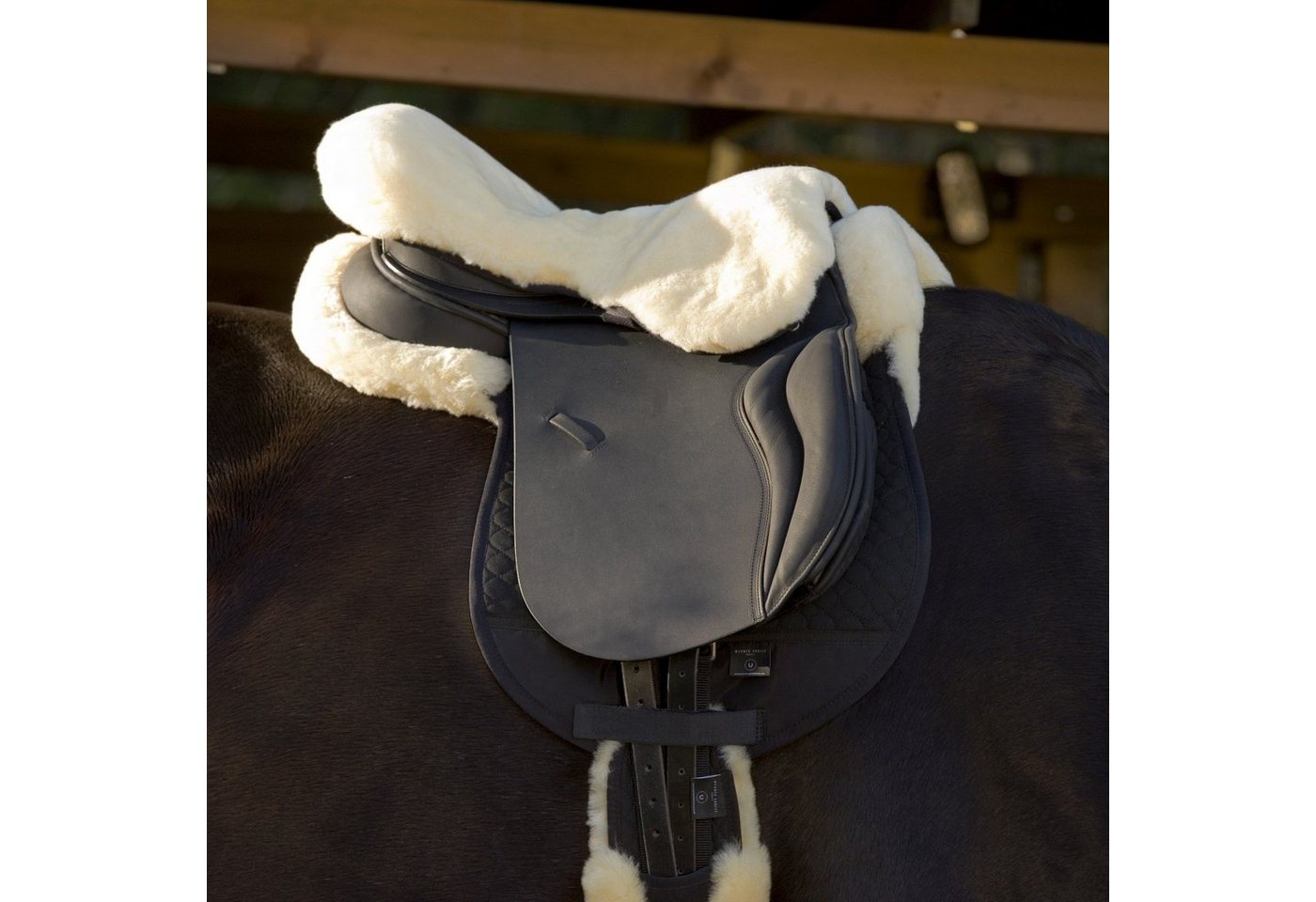 Werner Christ Horse Sattelbezug Sattelsitzbezug Englisch, aus echtem Lammfell Bild 2