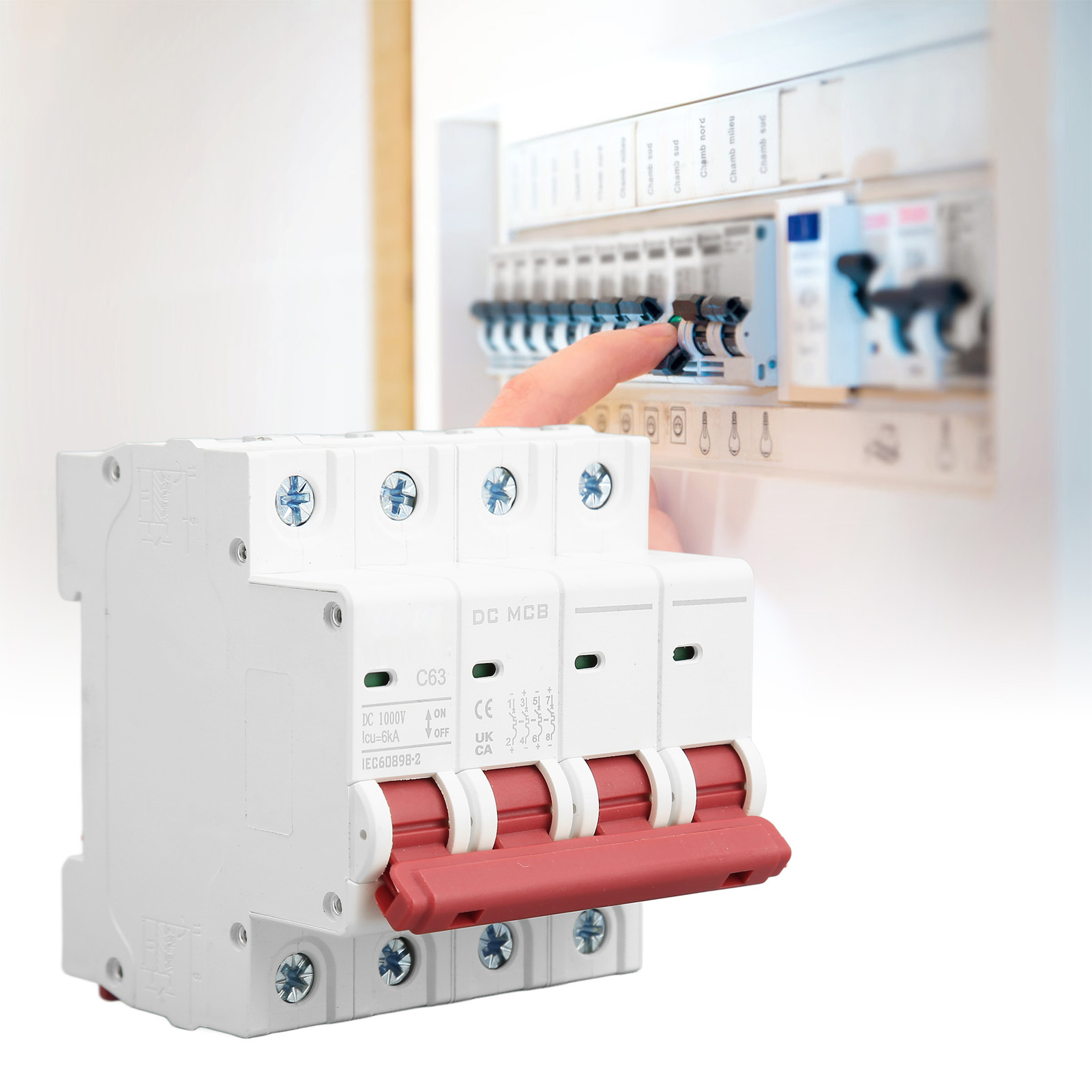 Der Neue Dz47s-63z C63 Dc 1000v 4p Dc-leistungsschalter, Miniatur-63a-leistungsschalter Für Solar-photovoltaikanlagen, Din-schienenmontage, Niederspannungs-abschaltvermögen 6000a.