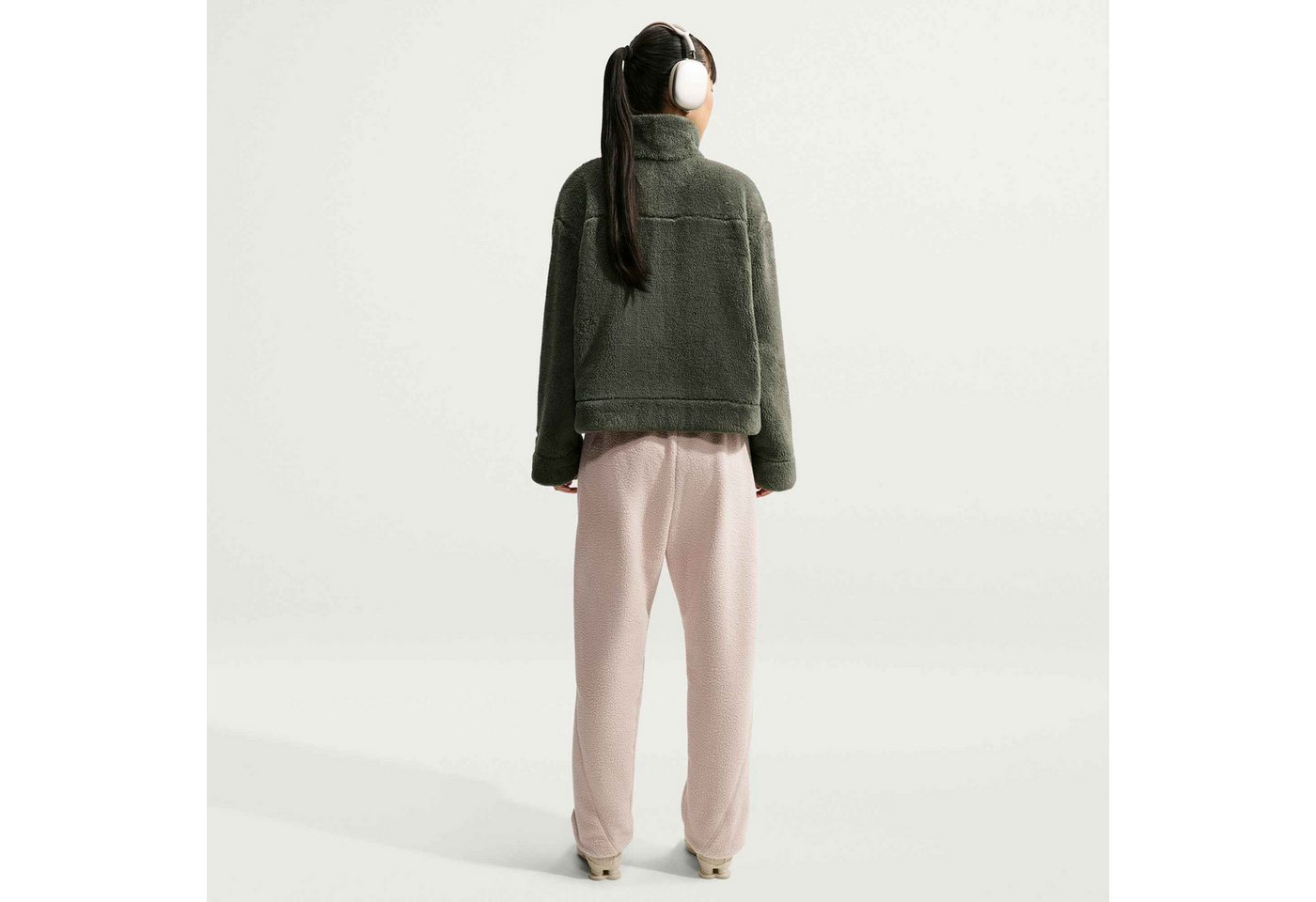 Nike Sportswear Sporthose W NK CHILL POLAR FLC PANT mit elastischem Bund, auch in großen Größen Bild 2