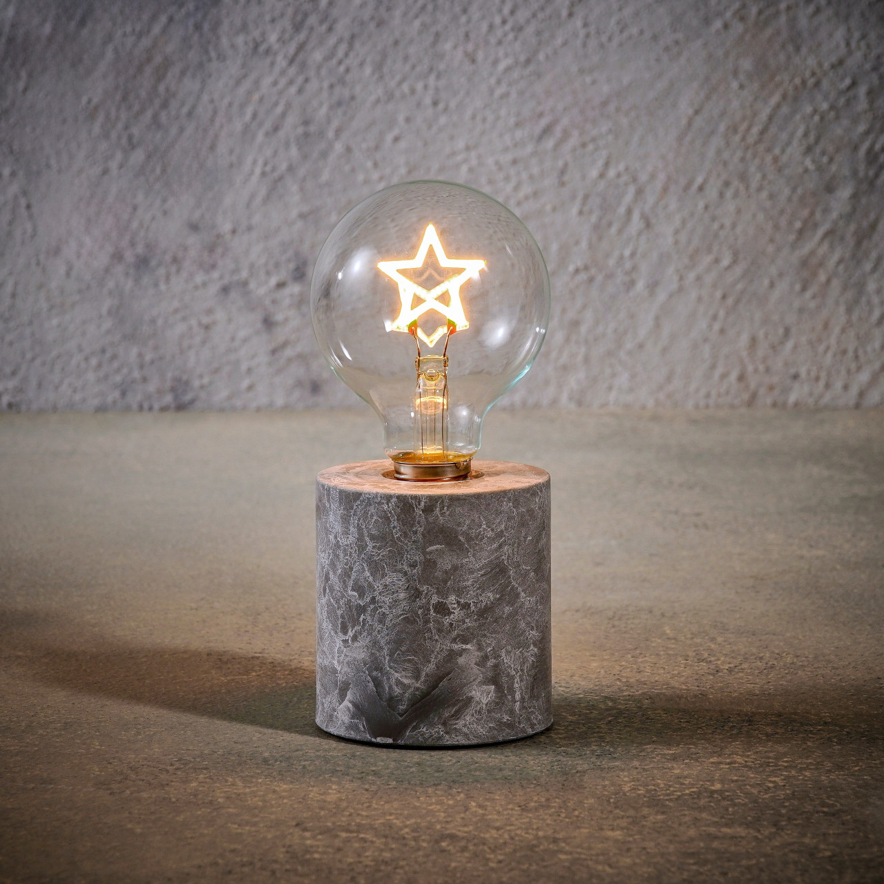 Luca Lightning LED Tischlampe Glas Stern mit Timer warmweiß Ø 8 x 18 cm