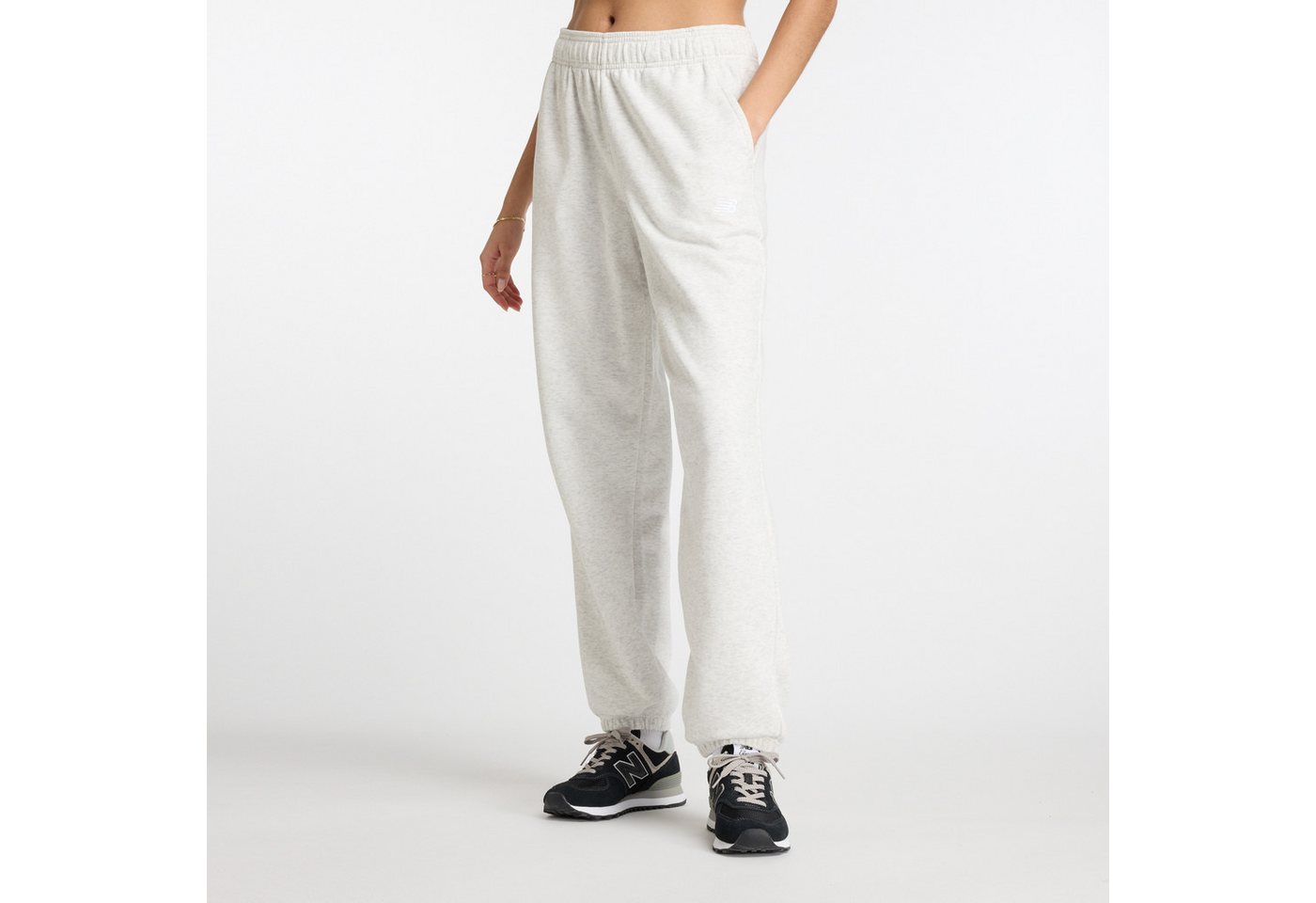 New Balance Sporthose Sport Essentials French Terry Jogger AHH Bild 2