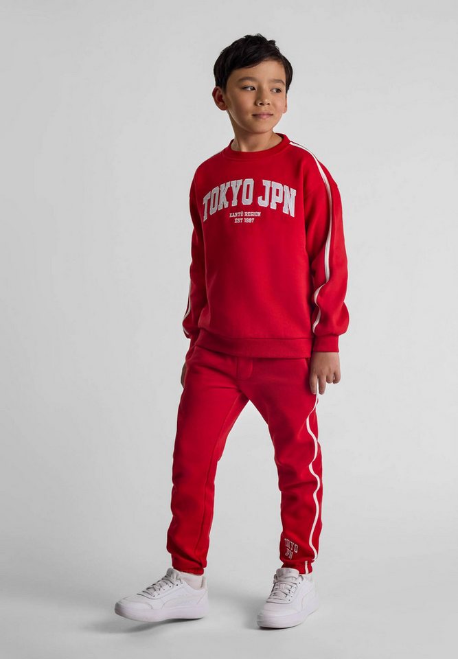 MINOTI Trainingsanzug Zweiteiliges Set mit Sweatshirt und Sweathose mit Print (2y-14y), mit Stickerei Bild 2
