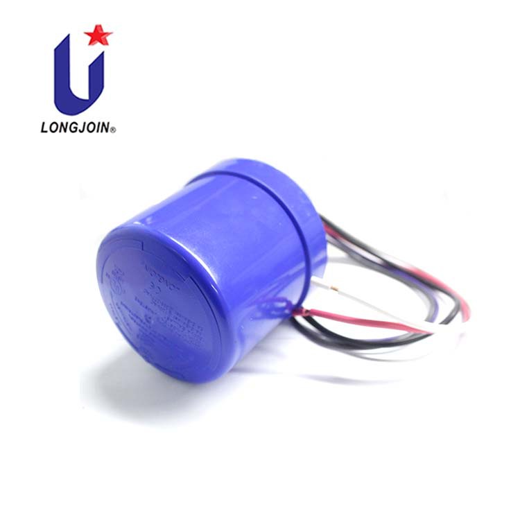 Intelligenter Led-lichtregler Für 110-277 V Mit Einstellbarer Helligkeit Und Automatischer Dimmfunktion Um Mitternacht.