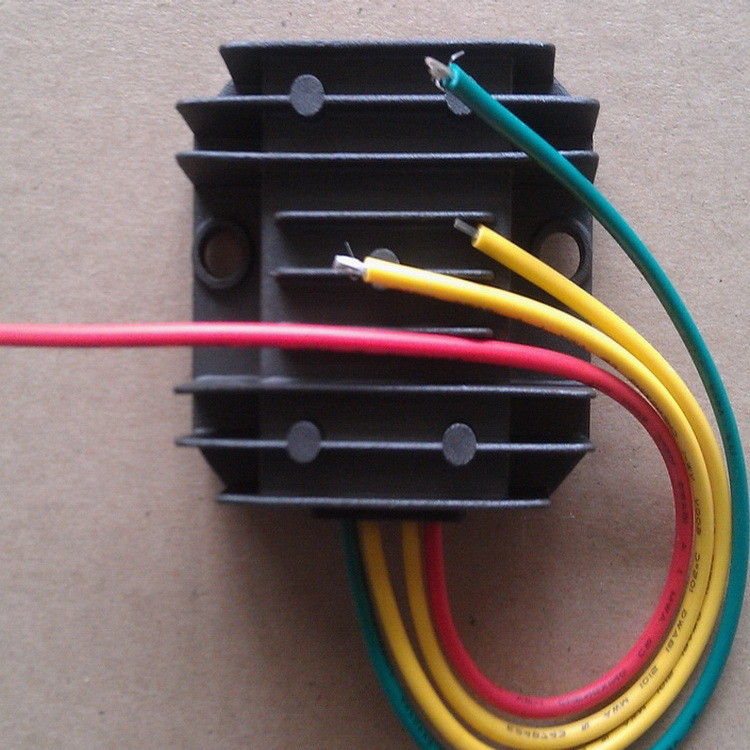 Passender Wasserdichter, Eingebauter 24v 200w Einphasen-wechselstrom-laderegler Für Permanentmagnet-windkraftanlagen