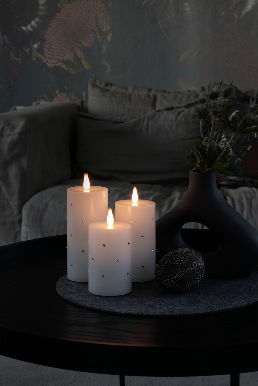 Konstsmide LED Echtwachskerze weiß mit 3D Flamme und Kristallen Bild 5