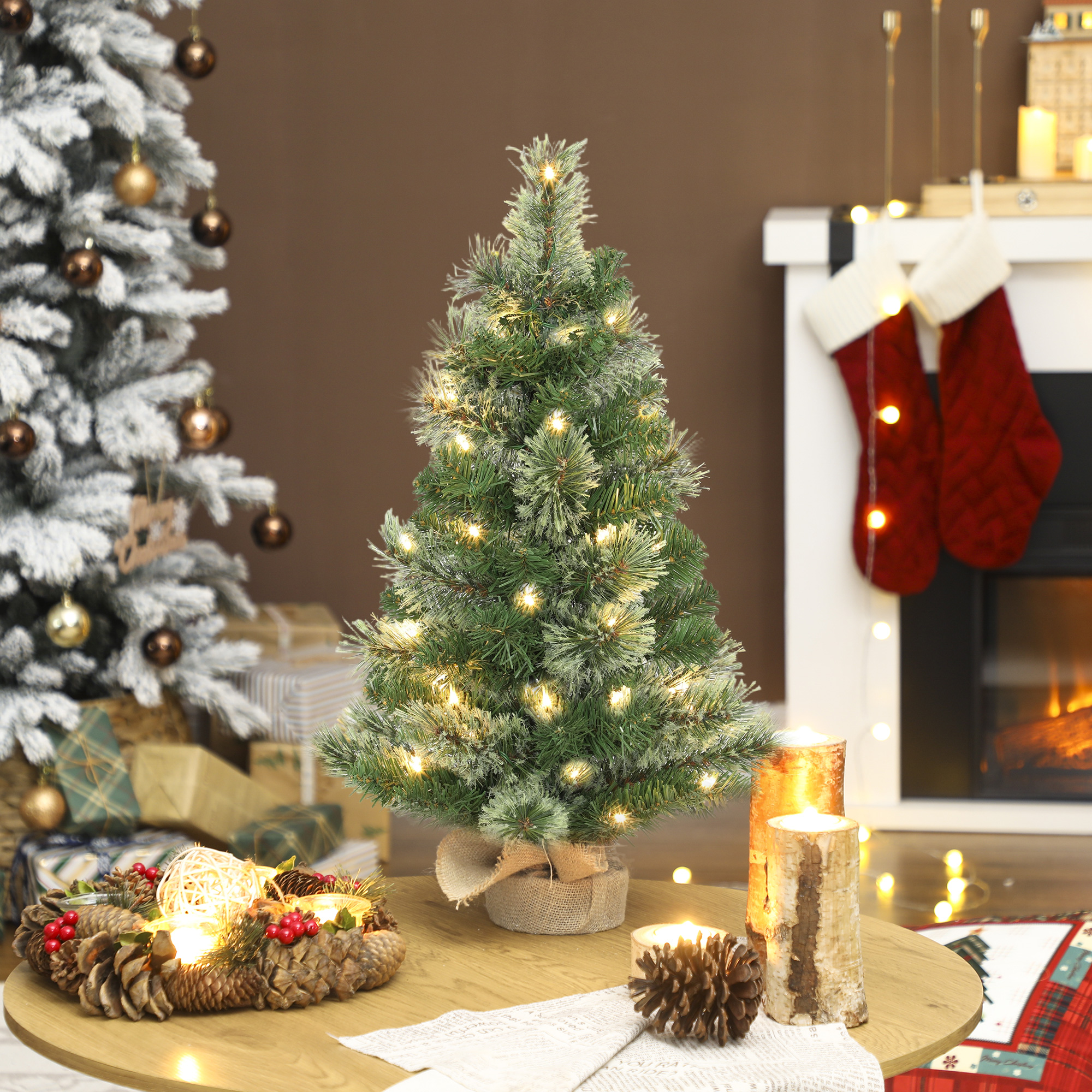 60 Cm Hoher Mini-weihnachtsbaum Mit 35 Integrierten Weißen Led-lichtern, 68 Dicken Und Feuerfesten Zweigen Und Stofffuß, Grün