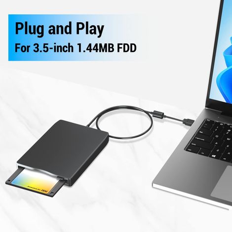 Tragbares Usb-diskettenlaufwerk, Kompatibel Mit 1,44-mb-disketten Zum Lesen Und Schreiben Von Daten. Praktisches Externes Gerät.