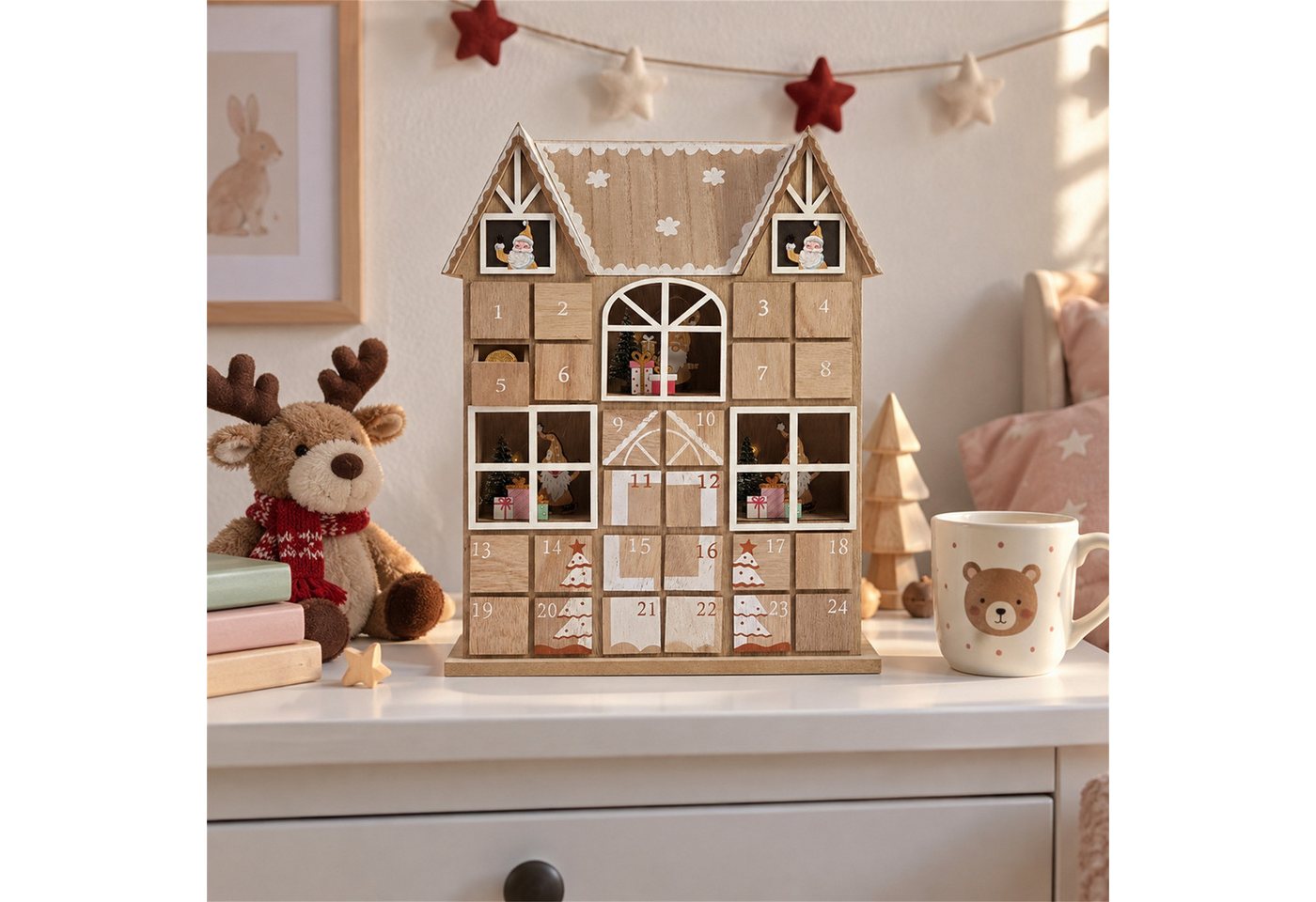 INtrenDU befüllbarer Adventskalender Holzhaus mit LED-Beleuchtung, 37 cm hoch, 24 Schubladen mit Rückhaltefunktion, Wichtel-Fenster Bild 2