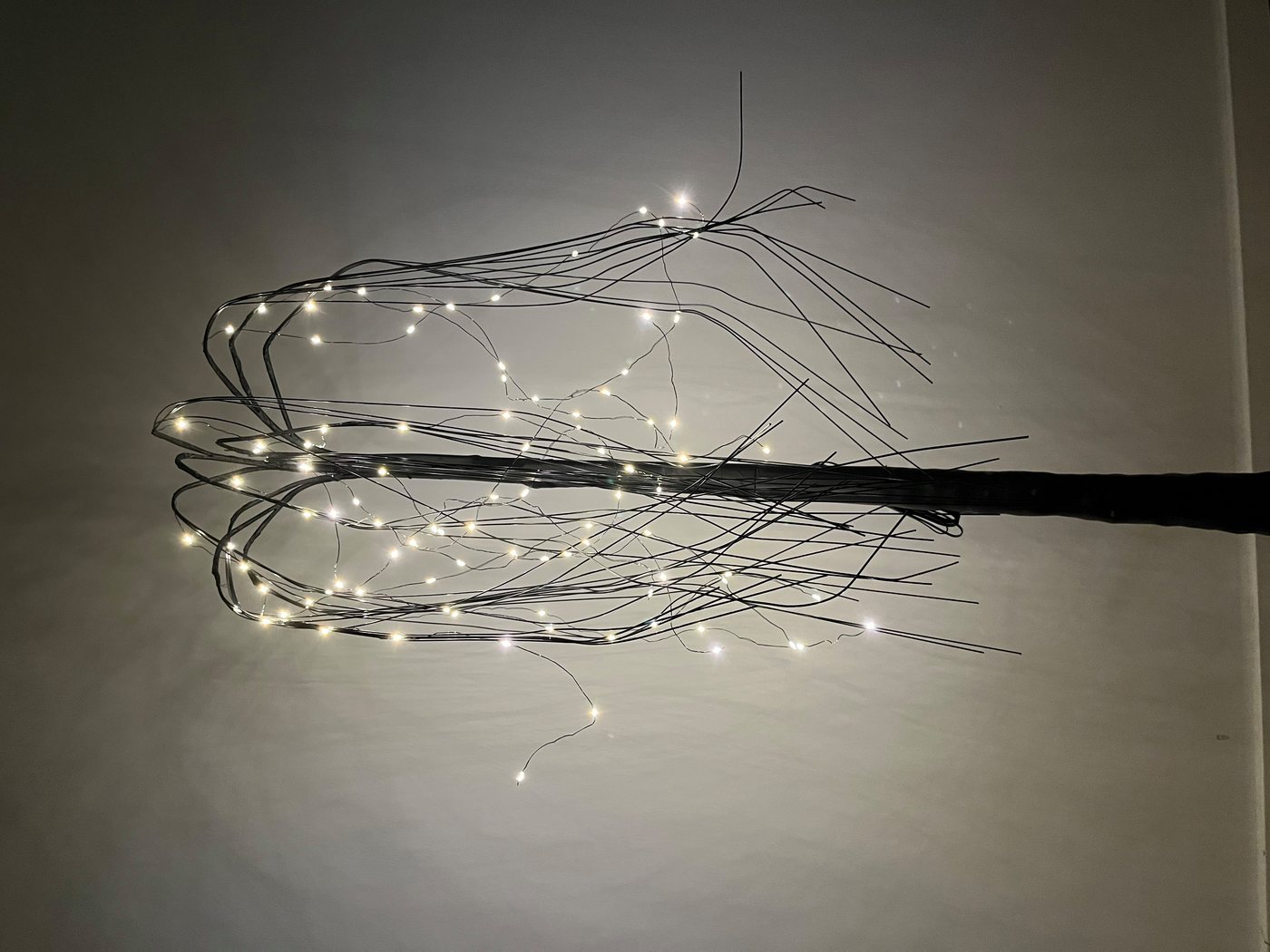 Nipach LED Baum Weidenbaum Trauerweide Deko-Baum 96 LED warm weiß schwarz 150 cm Timer, LED fest integriert, Warmweiß