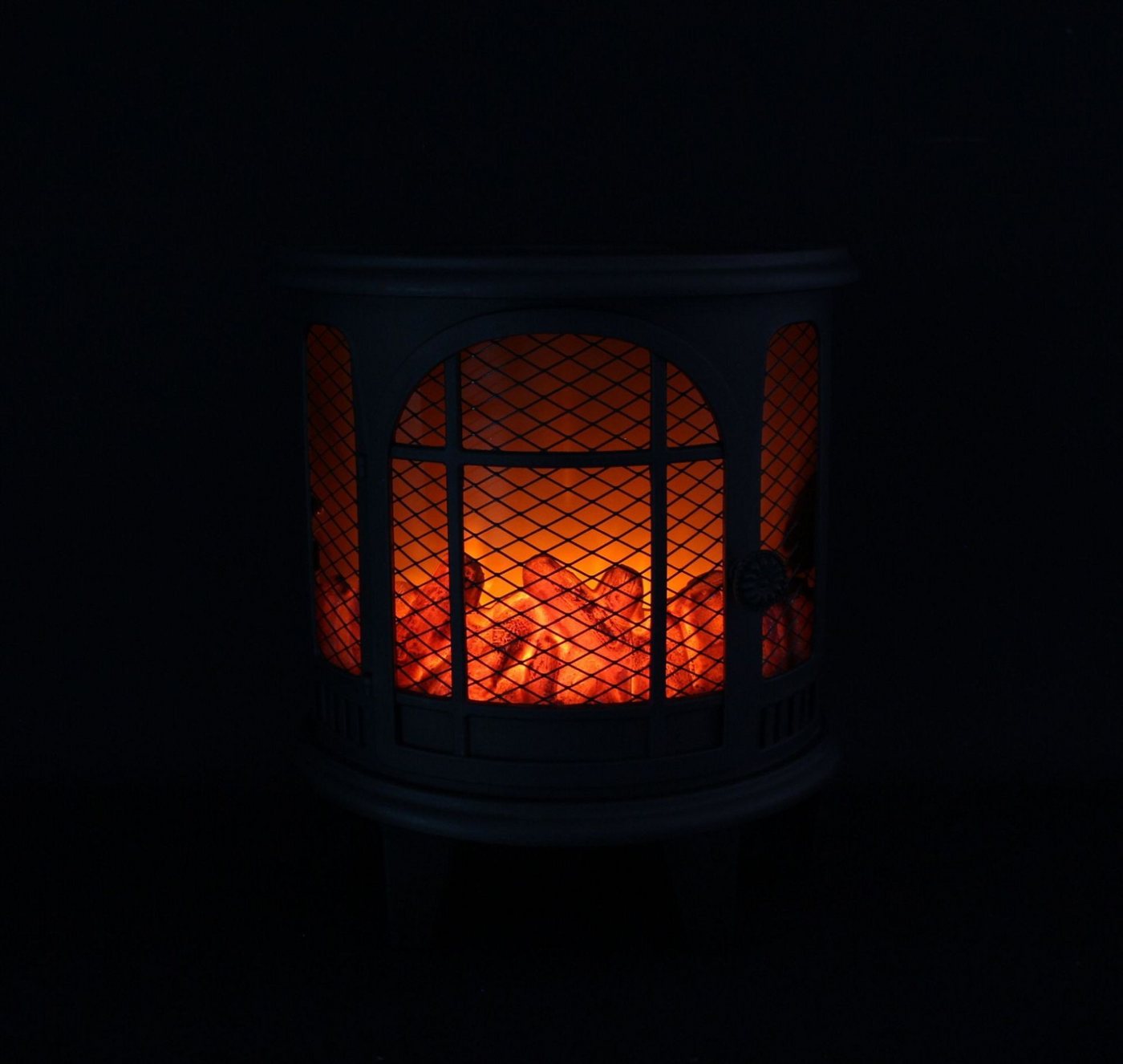 Dekoleidenschaft Dekokamin "Flammeneffekt" LED Kamin, Deko Kaminfeuer Flammenoptik, ohne Heizung, kabellos, elektrisch inkl. USB-C Kabel