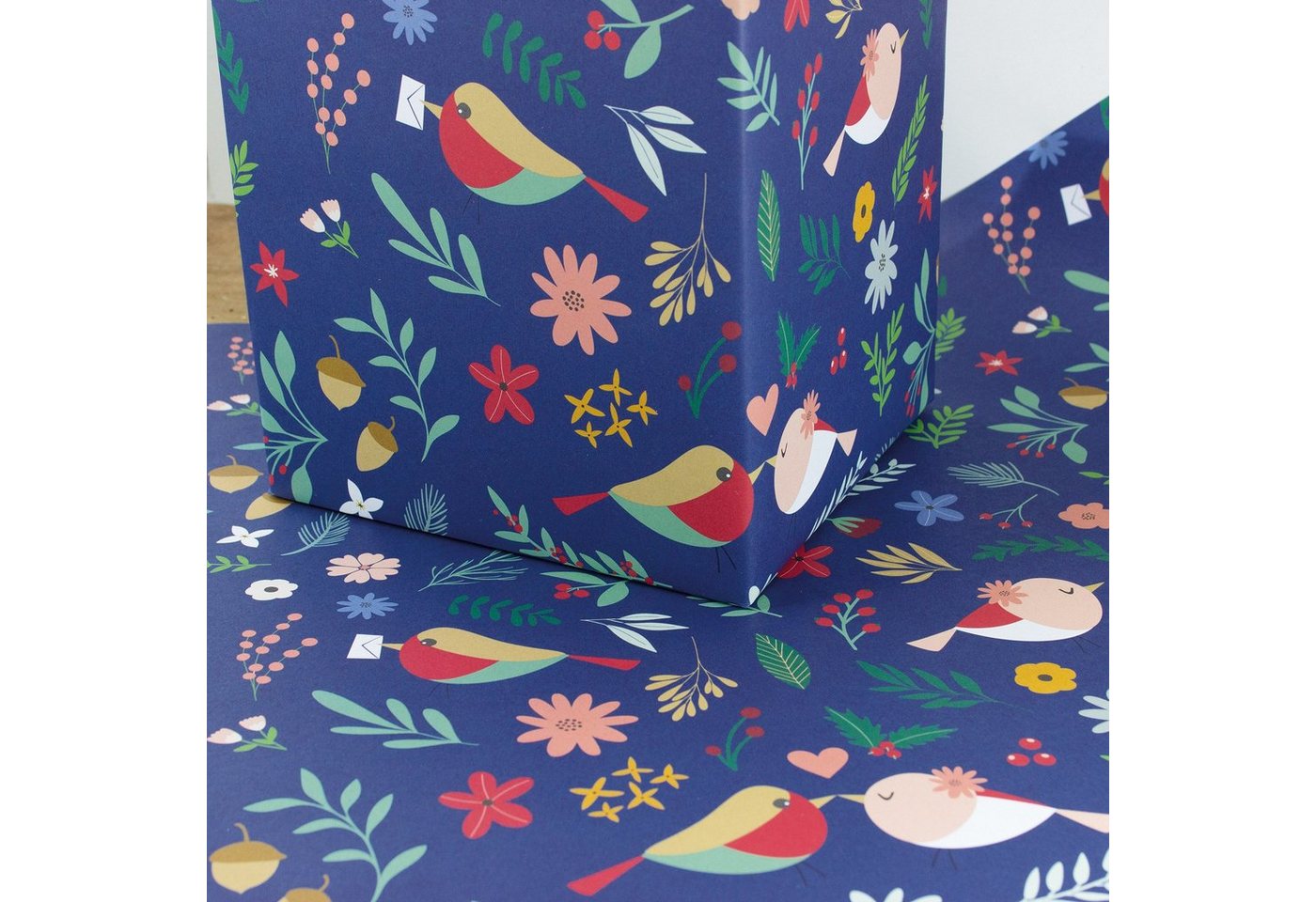 Bow & Hummingbird Geschenkpapier Geschenkpapier Bird Love Story Bild 2