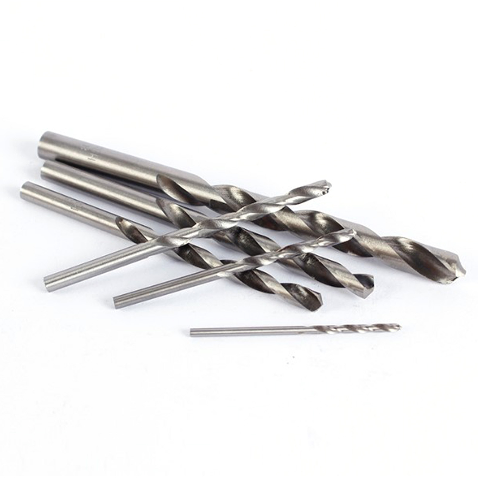 Set Mit 16 Verschiedenen Spiralbohrern, Kunststoffkoffer, Holzbearbeitungsbohrer, Spiralbohrer, Baubohrer-set.